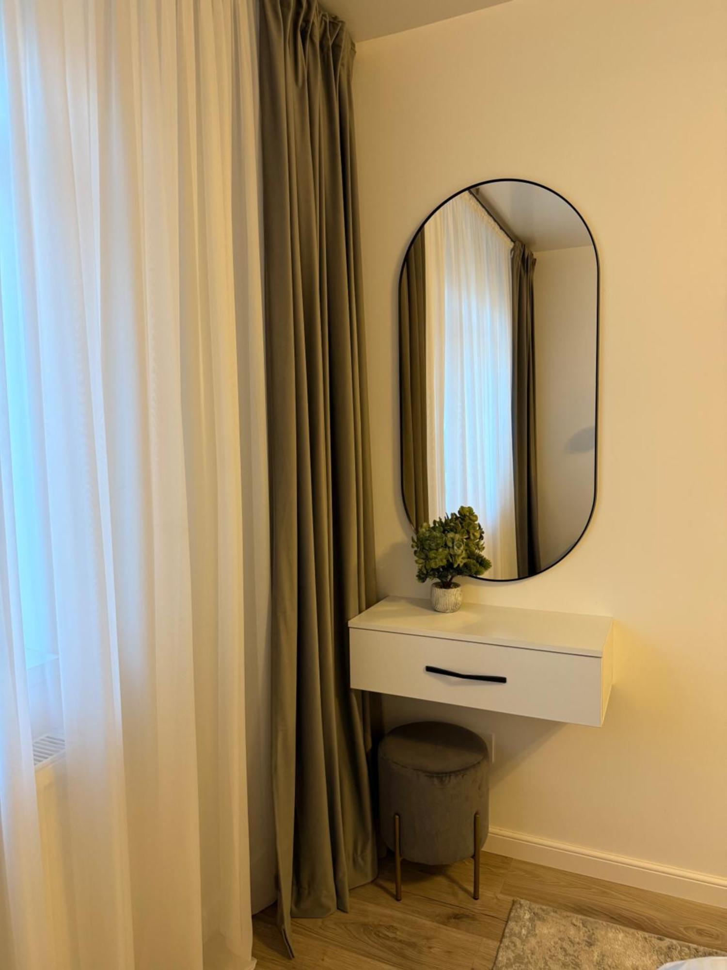 Illy Home Ramnicu Valcea Bagian luar foto